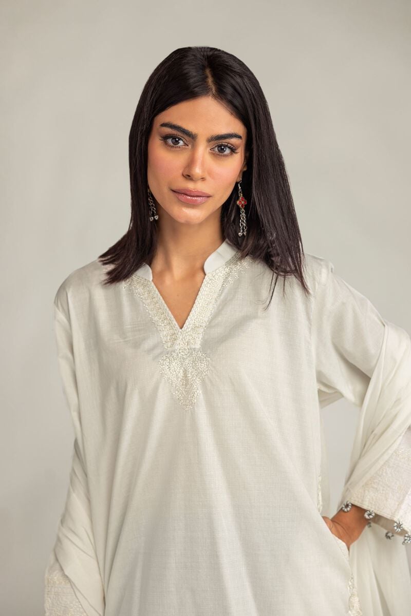 Embroidered | Lawn | White Lawn Dupatta | USD 35.00