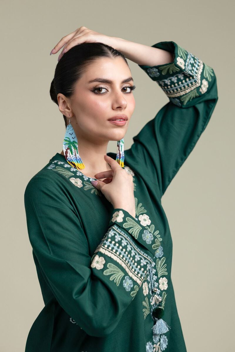 Embroidered | Raw Silk | Green V-Neck Kurta | USD 45.00