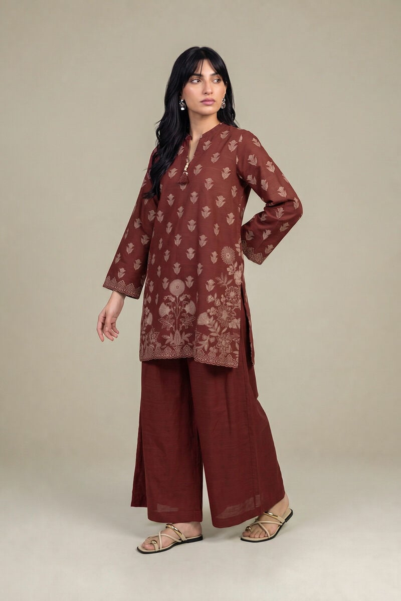 https://us.khaadi.com/dw/image/v2/BJTG_PRD/on/demandware.static/-/Sites-khaadi-master-catalog/default/dwefae7b81/images/hi-res/1-26-452-b-g1_multi_1.jpg?sw=800&sh=1200
