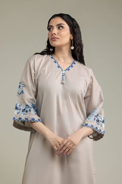Embroidered | Cambric | Long Floral Kurta | USD 40.00
