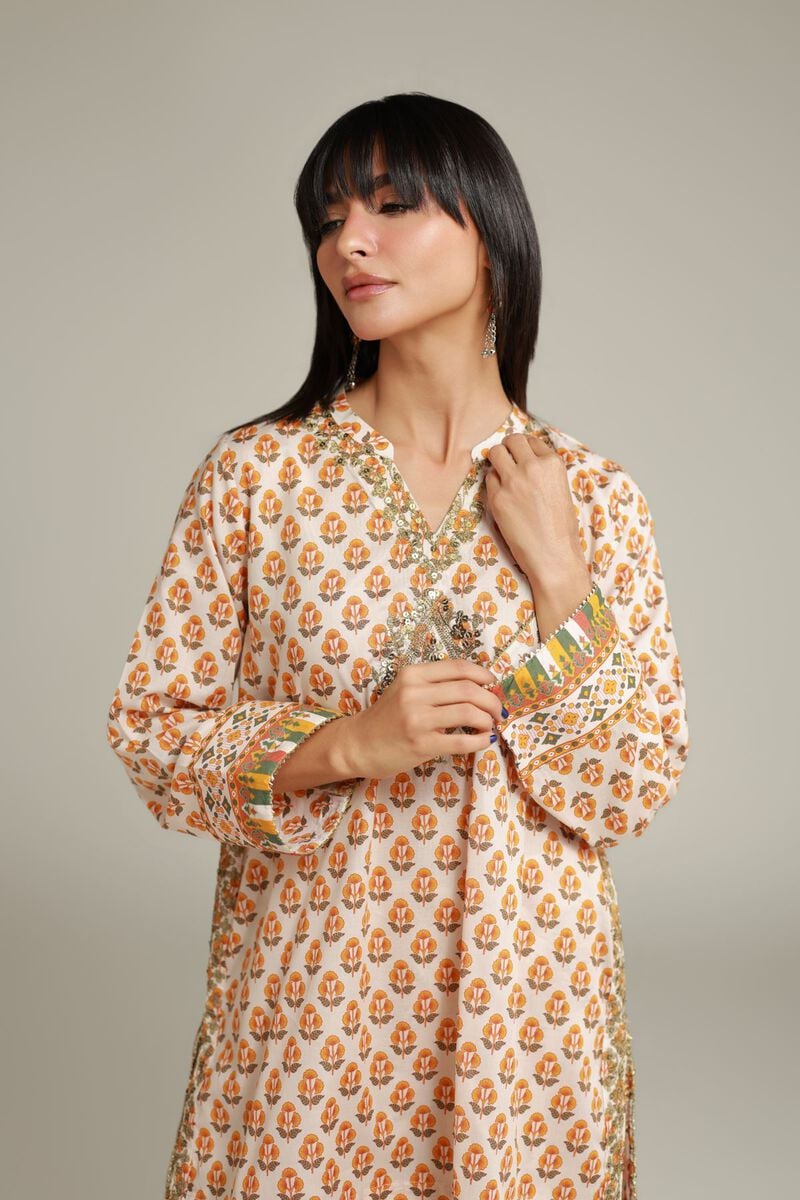 Embroidered | Cambric | Floral V-Neck Kurta | USD 35.00