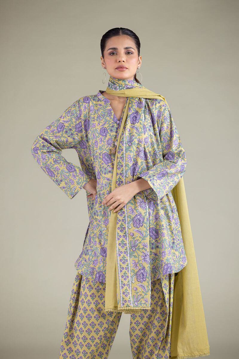 https://us.khaadi.com/dw/image/v2/BJTG_PRD/on/demandware.static/-/Sites-khaadi-master-catalog/default/dwf20ade57/images/hi-res/1-26-119-c-f_multi_1.jpg?sw=800&sh=1200
