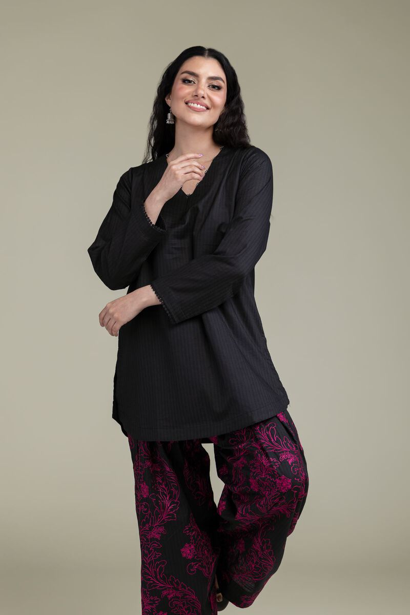 https://us.khaadi.com/dw/image/v2/BJTG_PRD/on/demandware.static/-/Sites-khaadi-master-catalog/default/dwf2eb52e5/images/hi-res/25-10-12e6-07ta_multi_1.jpg?sw=800&sh=1200
