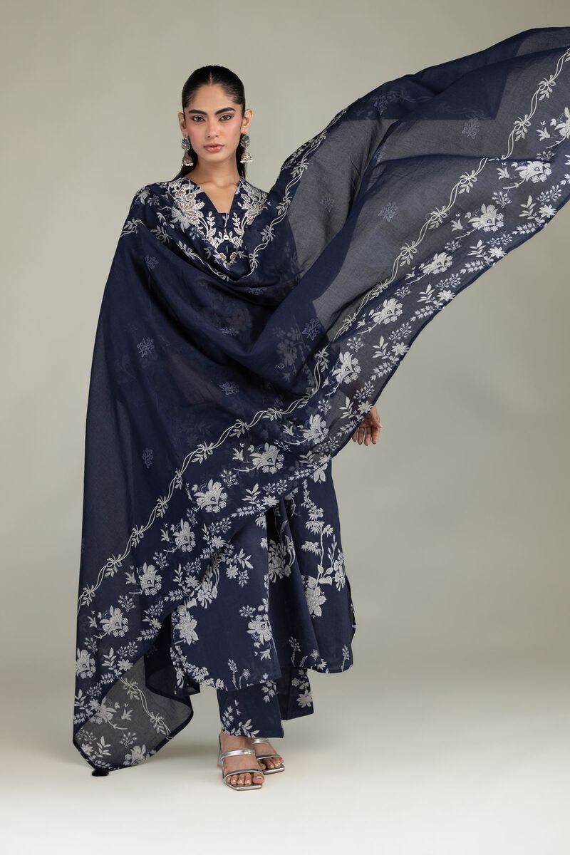 https://us.khaadi.com/dw/image/v2/BJTG_PRD/on/demandware.static/-/Sites-khaadi-master-catalog/default/dwf558a0a8/images/hi-res/1-26-224-b-b1_multi_1.jpg?sw=800&sh=1200
