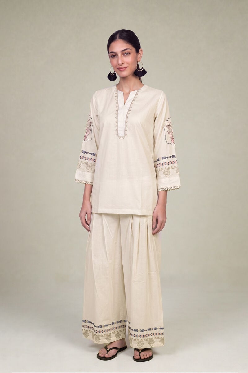 Embroidered | Cambric | Floral Cambric Kurta | USD 40.00