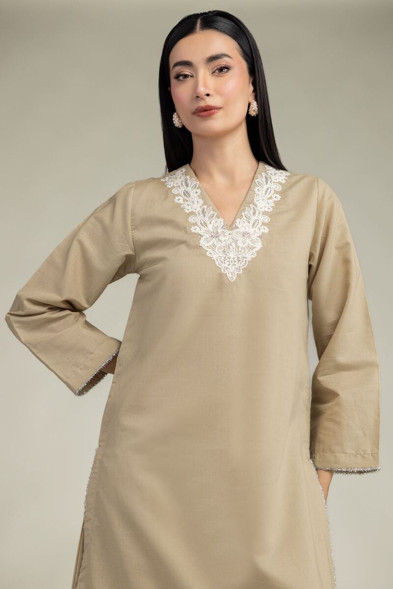 Embroidered | Mesuri | V-Neck Longline Kurta | USD 35.00