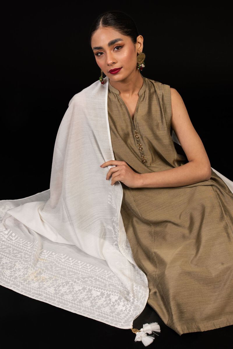  | Dupatta | Embroidered | null