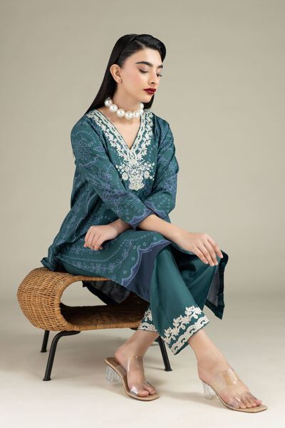 Embroidered | Raw Silk | Kurta | USD 35.00