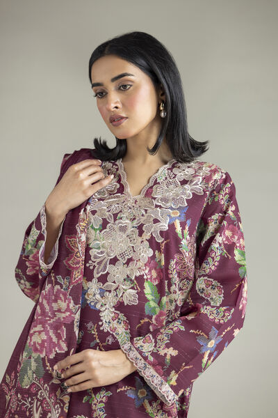 Embroidered | Mesuri | Mesuri Tailored Set | USD 70.00