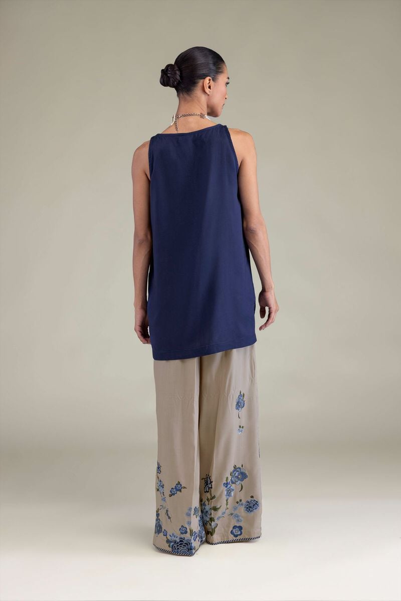 Embroidered | Raw Silk | Sleeveless V-Neck Kurta | USD 40.00