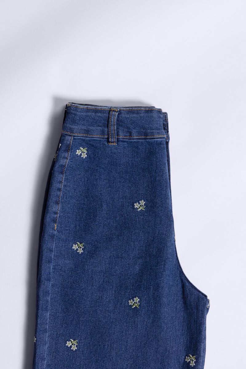 Embroidered | Stretch Denim | Jeans | null