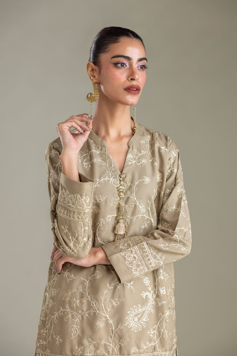 Embroidered | Heavy Blended Viscose | Floral V-Neck Kurta | USD 65.00