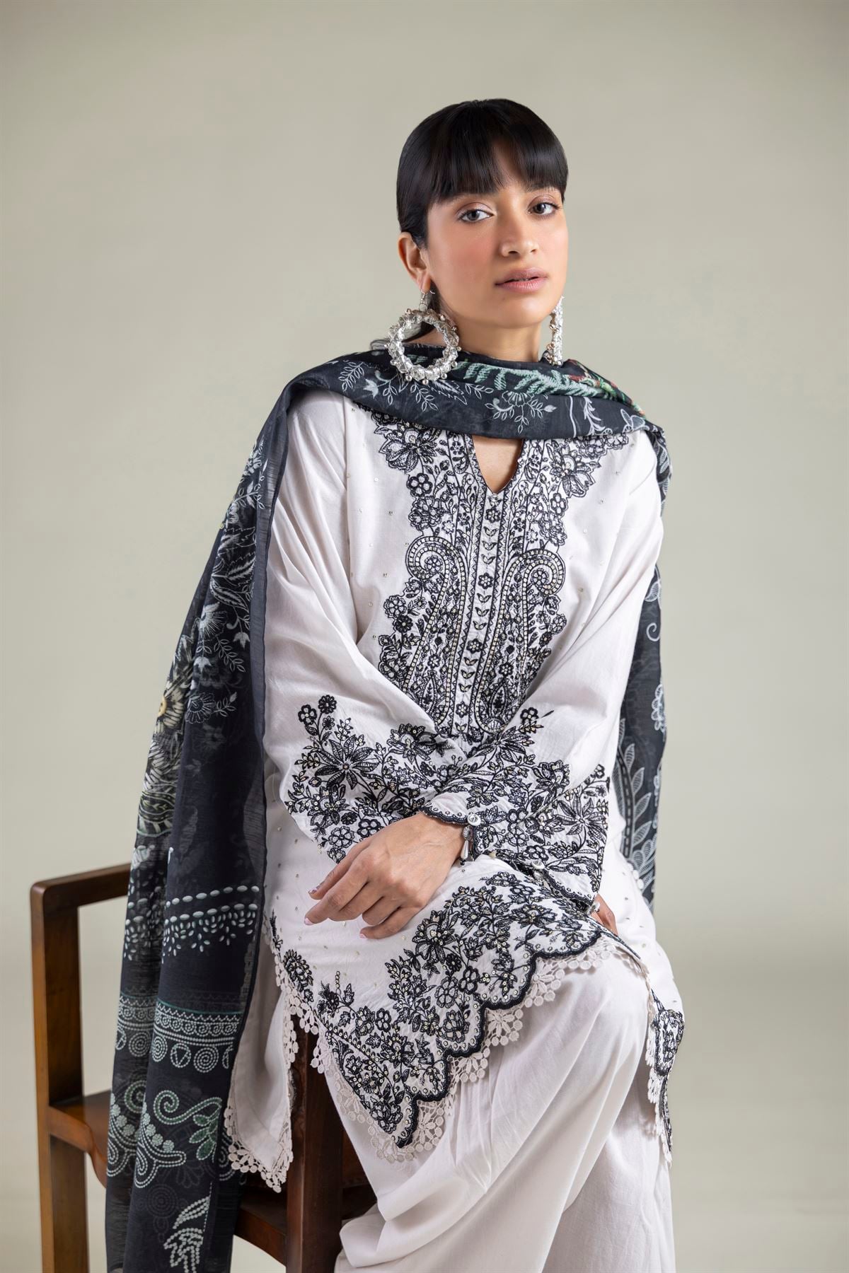 Buy Cambric Tailored 3-Piece | 80.00 USD | T-A33-26-206FF1