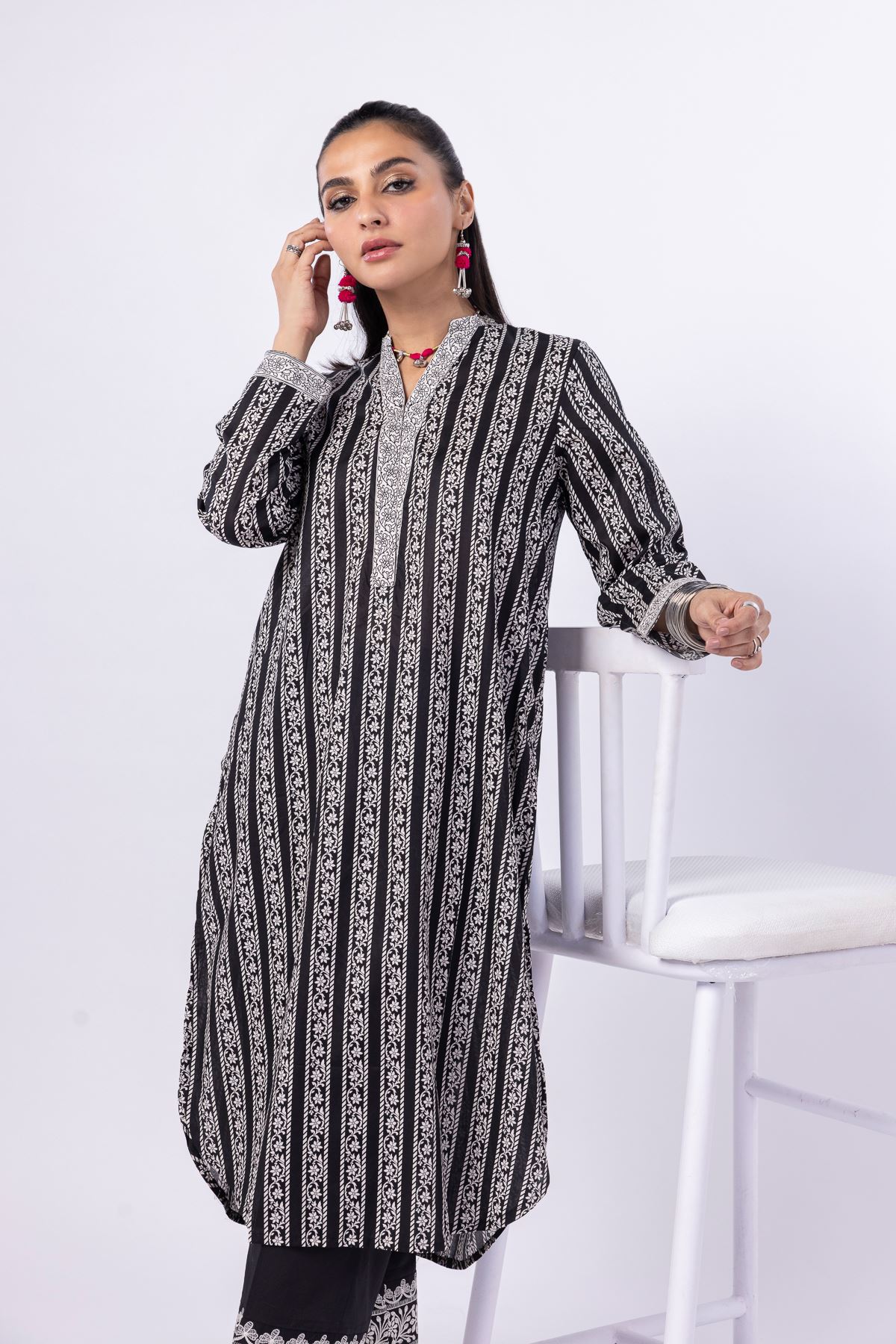 Buy Kurta | 0.0 N/A | 25-04E43-04TA-VG_MULTI | Khaadi United States