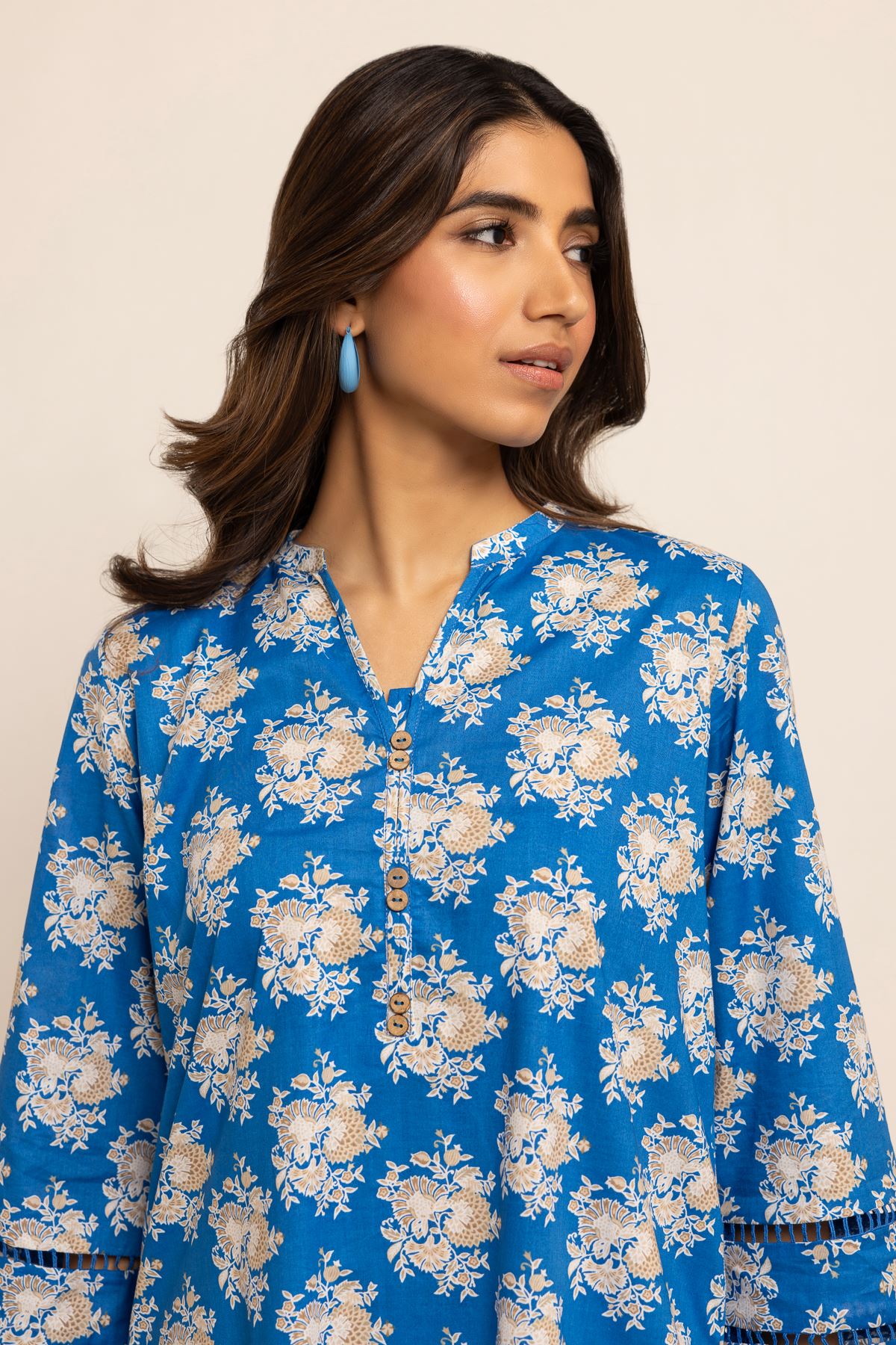 Buy Kurta | 6.60 USD | 1001797932 | Khaadi United States